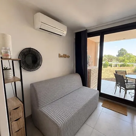 Climatise Et Proche De La Golfe De Saint-tropez Apartament