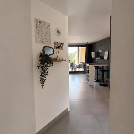 Climatise Et Proche De La Golfe De Saint-tropez Apartament *