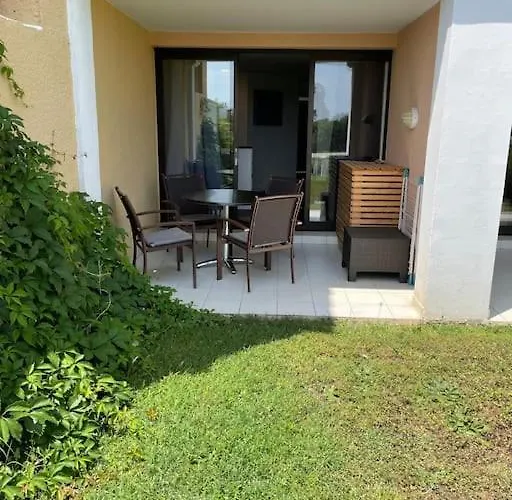 Appt Golfe De Saint-tropez Proche De La Climatise Apartment